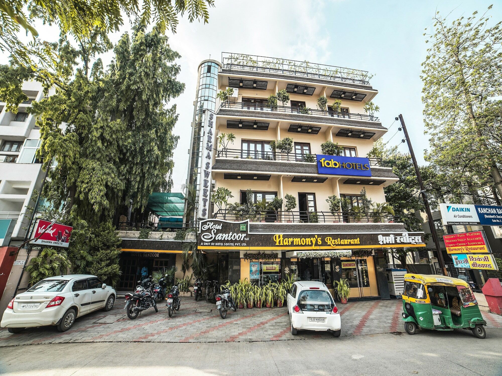 Fabhotel Santoor Geeta Bhawan Square Indore Extérieur photo