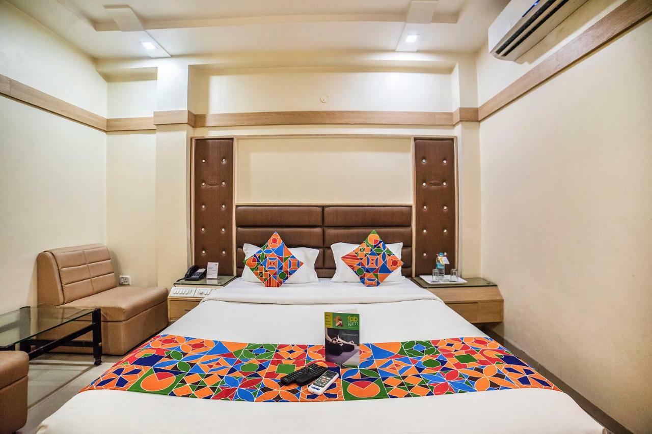 Fabhotel Santoor Geeta Bhawan Square Indore Extérieur photo
